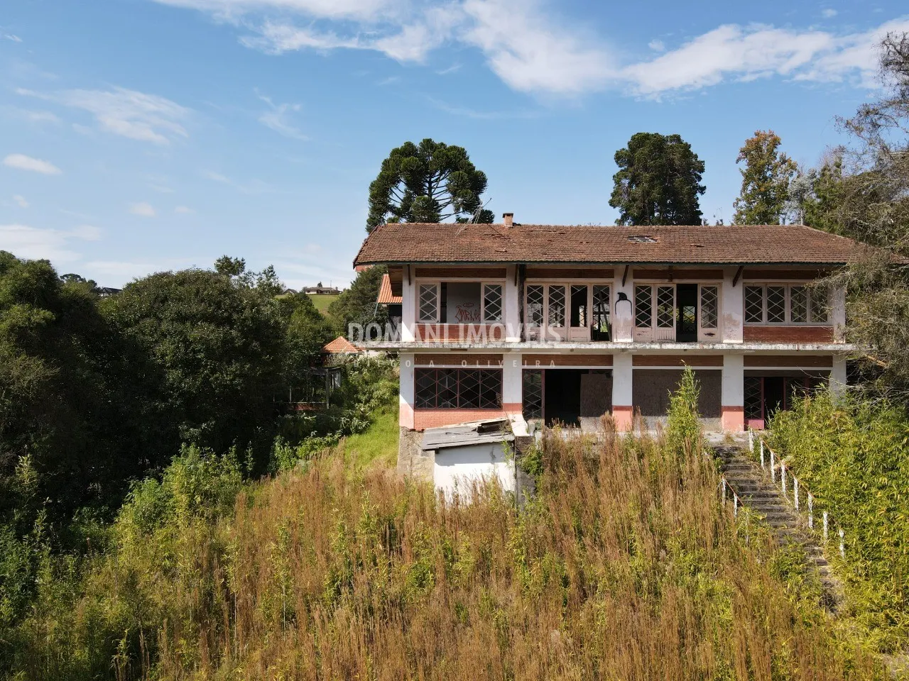 Comercial à venda de 4.560 m² em Campos do Jordão, SP, Brasil