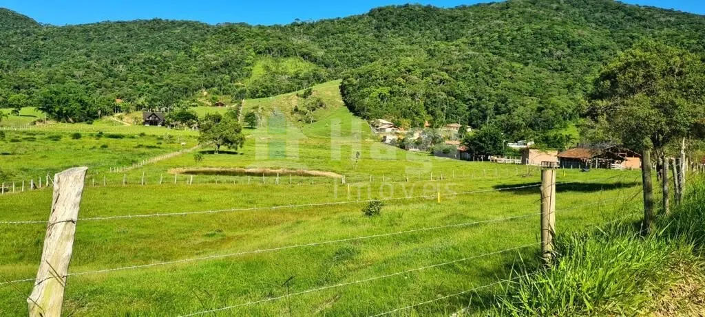 Fazenda à venda de 5 ha em Tijucas, SC, Brasil