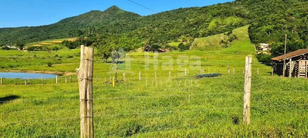Fazenda à venda de 5 ha em Tijucas, SC, Brasil