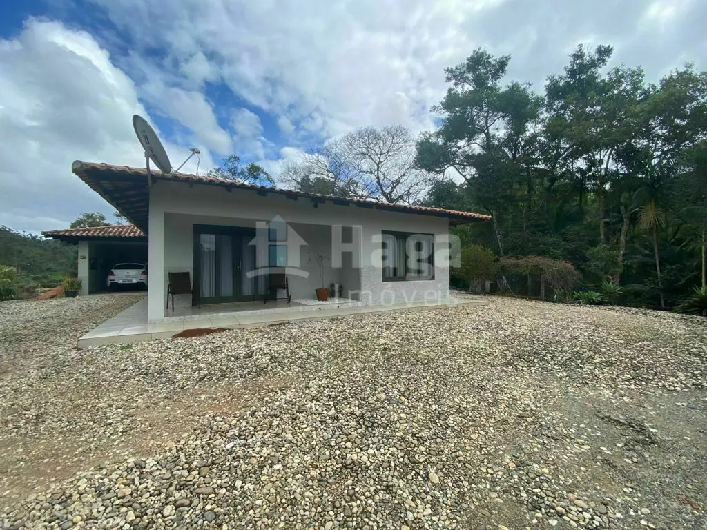 Fazenda à venda de 1.500 m² em Nova Trento, SC, Brasil