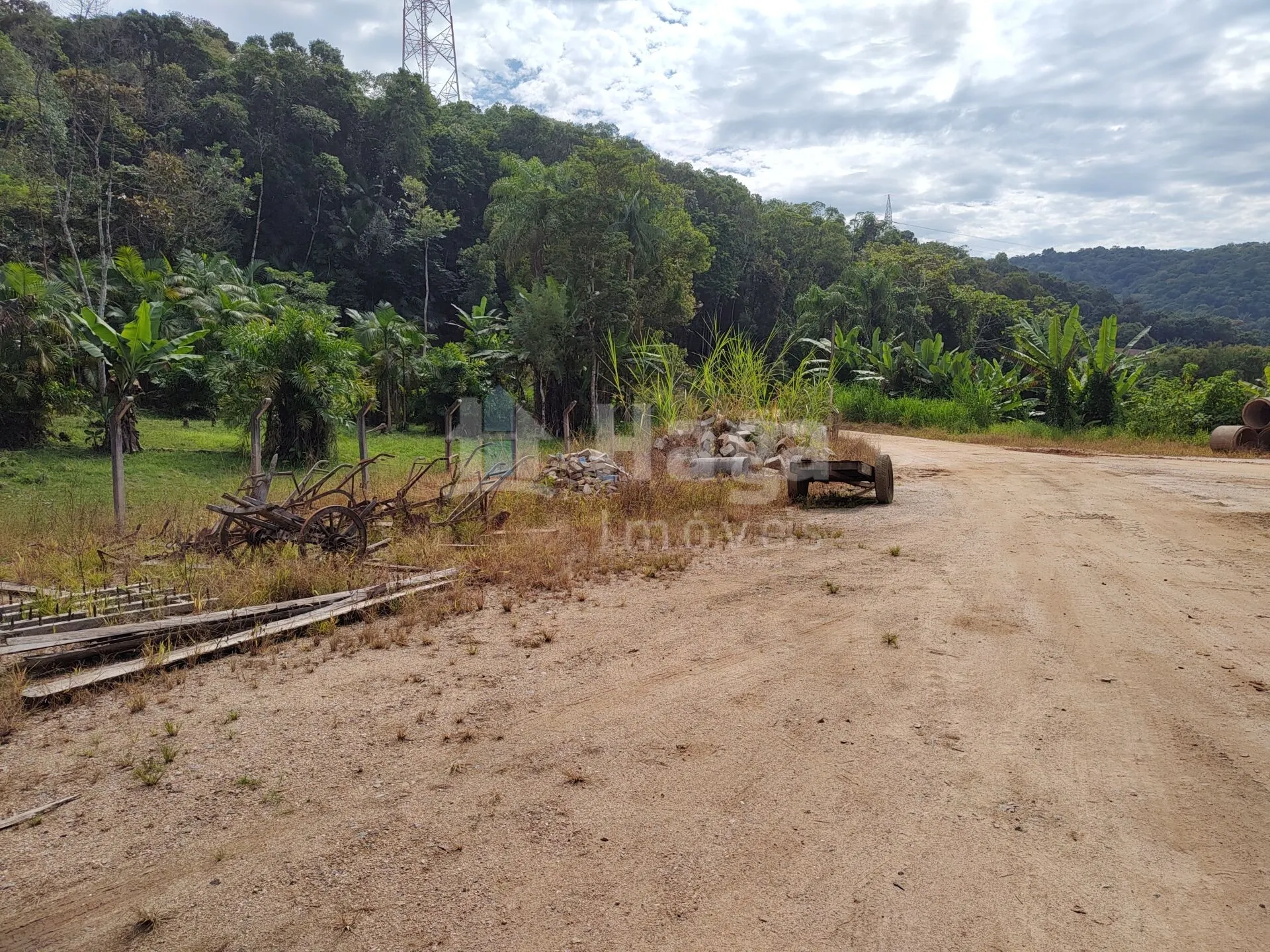 Terreno à venda de 8.000 m² em Brusque, SC, Brasil