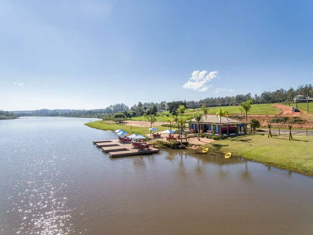 Terreno à venda de 450 m² em Águas de Santa Bárbara, SP, Brasil