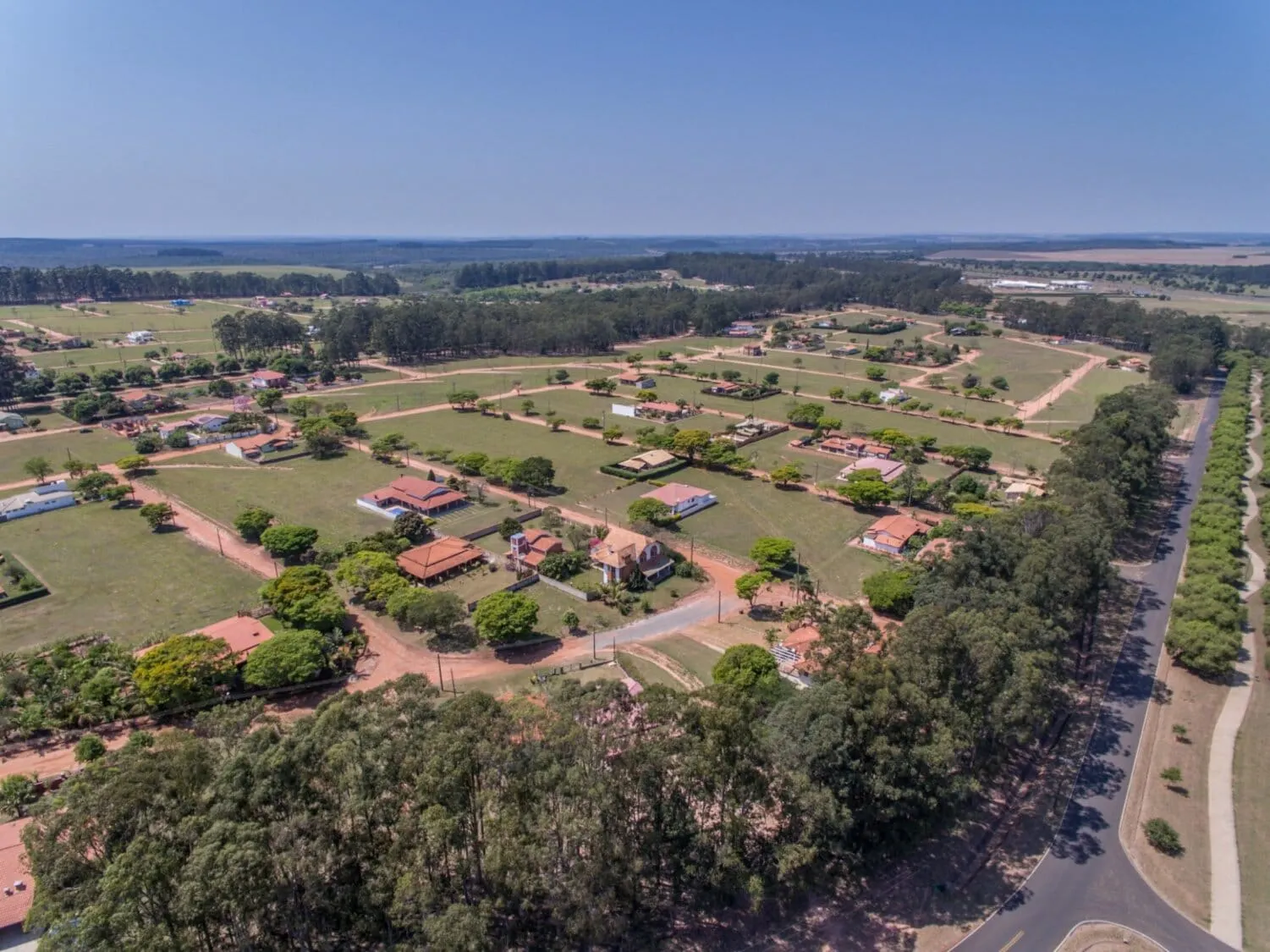 Terreno à venda de 450 m² em Águas de Santa Bárbara, SP, Brasil