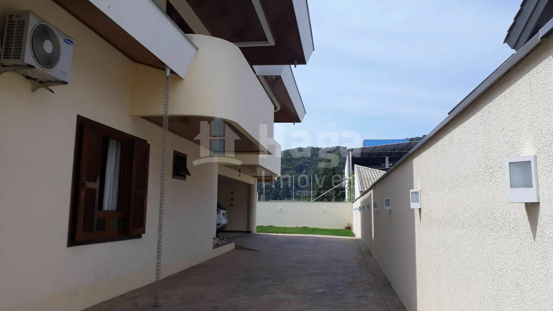 Casa à venda de 600 m² em Brusque, SC, Brasil