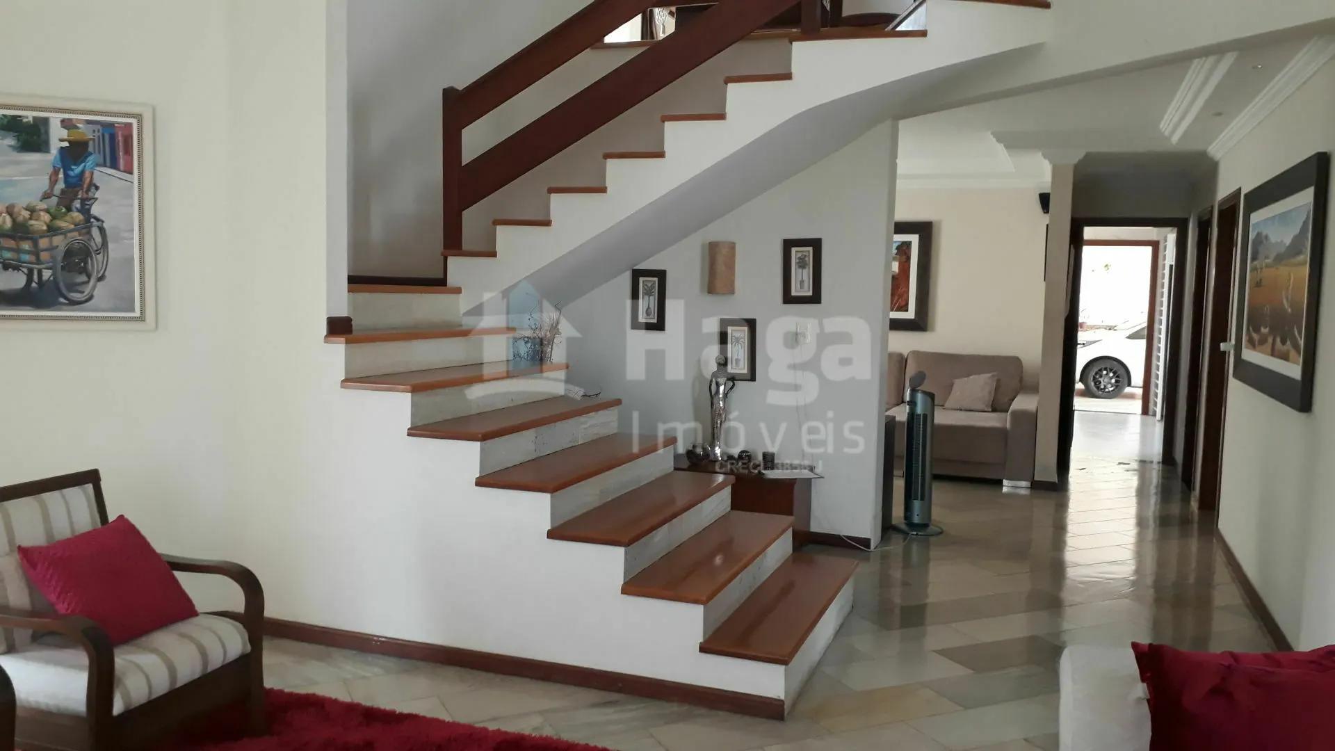 Casa à venda de 600 m² em Brusque, SC, Brasil