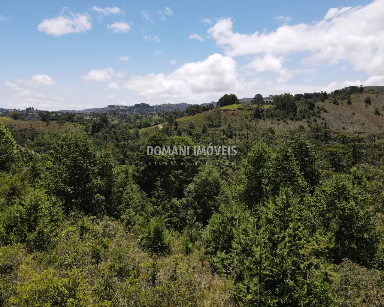 Terreno à venda de 3.220 m² em Campos do Jordão, SP, Brasil