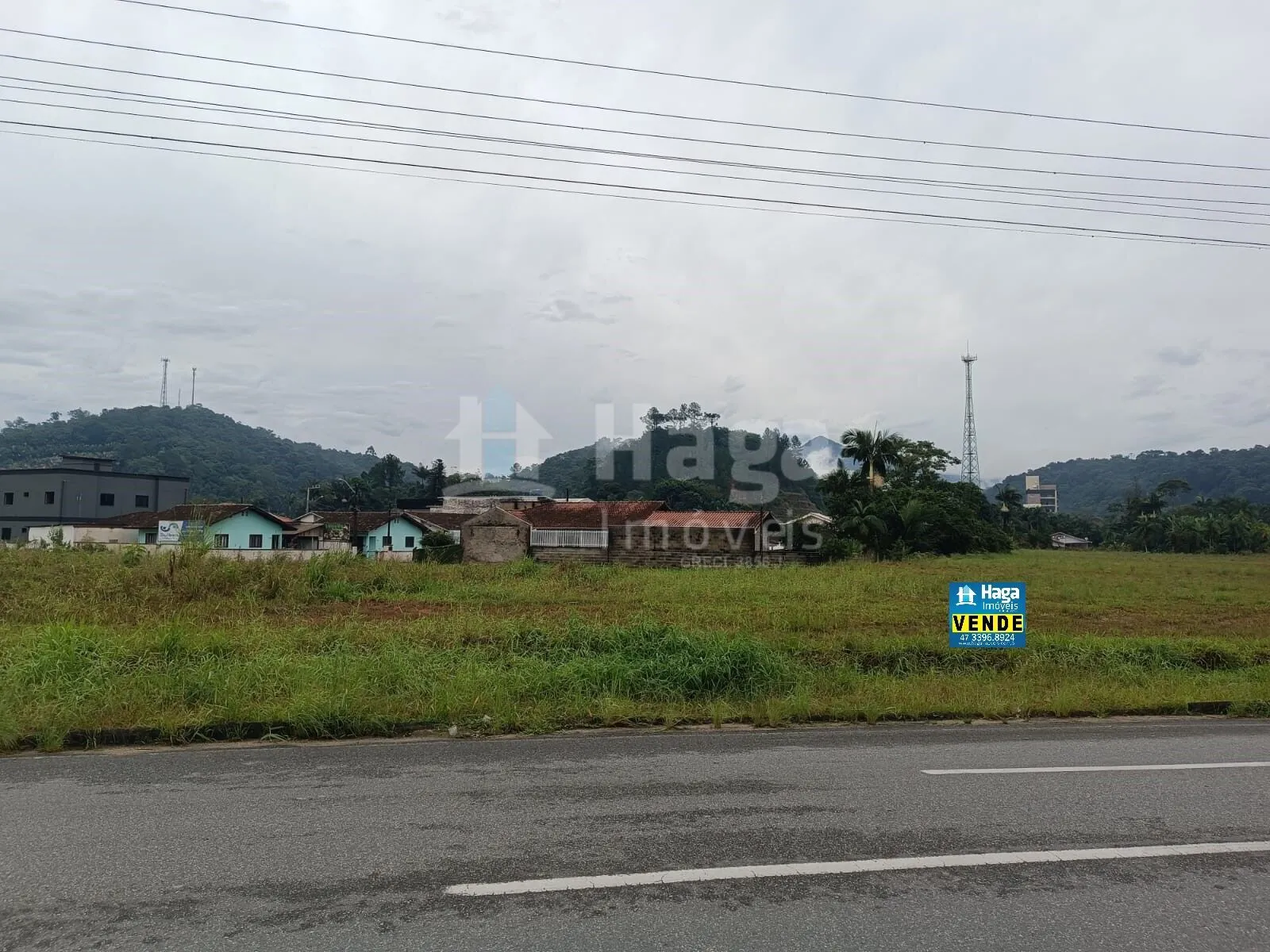Terreno à venda de 6.600 m² em Guabiruba, SC, Brasil