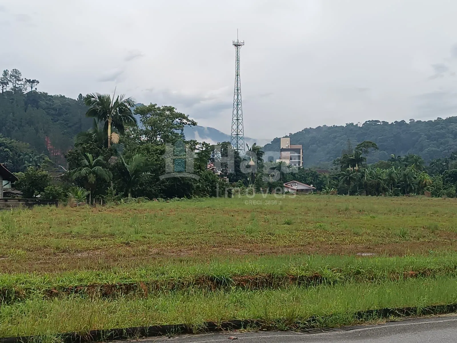 Terreno à venda de 6.600 m² em Guabiruba, SC, Brasil
