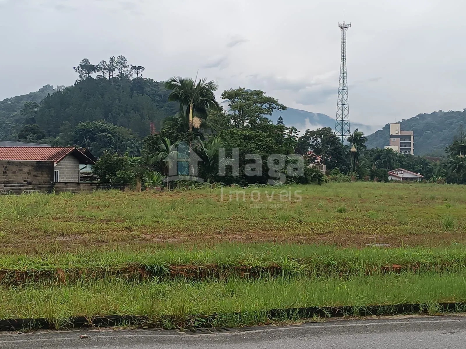 Terreno à venda de 6.600 m² em Guabiruba, SC, Brasil