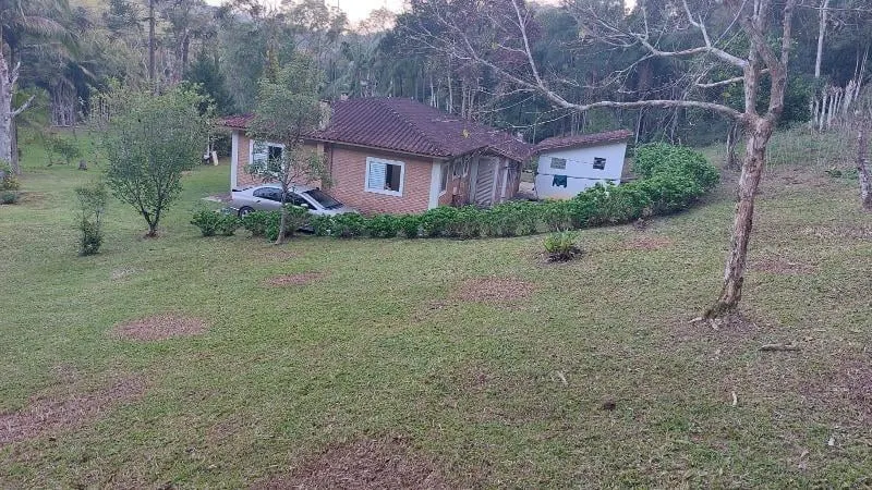 Sítio à venda de 5 ha em Juquitiba, SP, Brasil