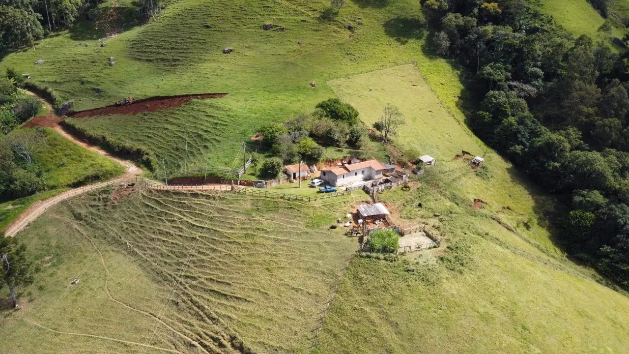 Sítio à venda de 8 ha em Sapucaí-Mirim, MG, Brasil