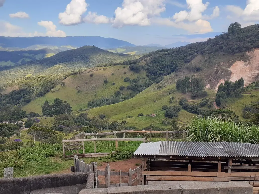 Sítio à venda de 8 ha em Sapucaí-Mirim, MG, Brasil