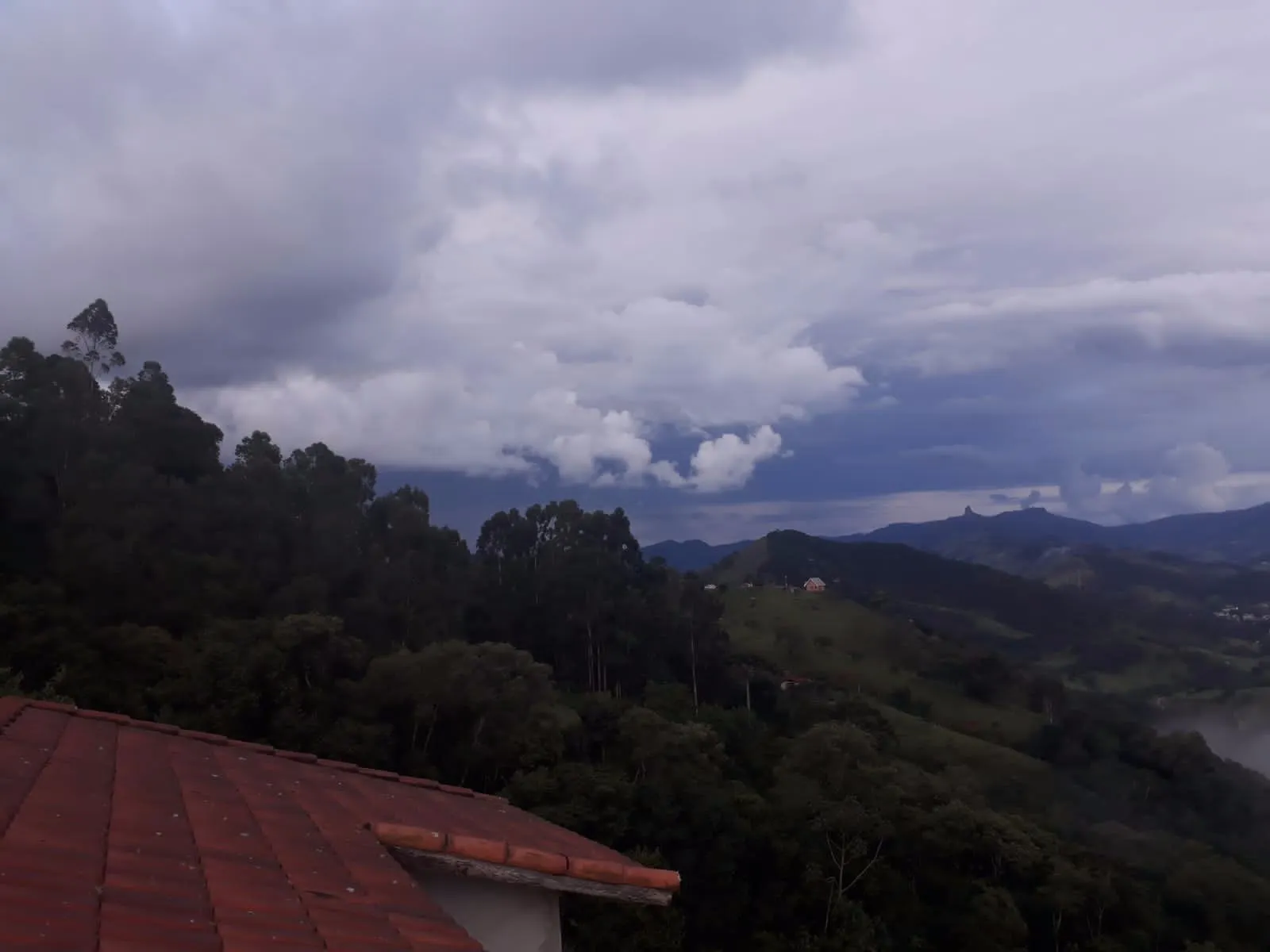 Sítio à venda de 8 ha em Sapucaí-Mirim, MG, Brasil
