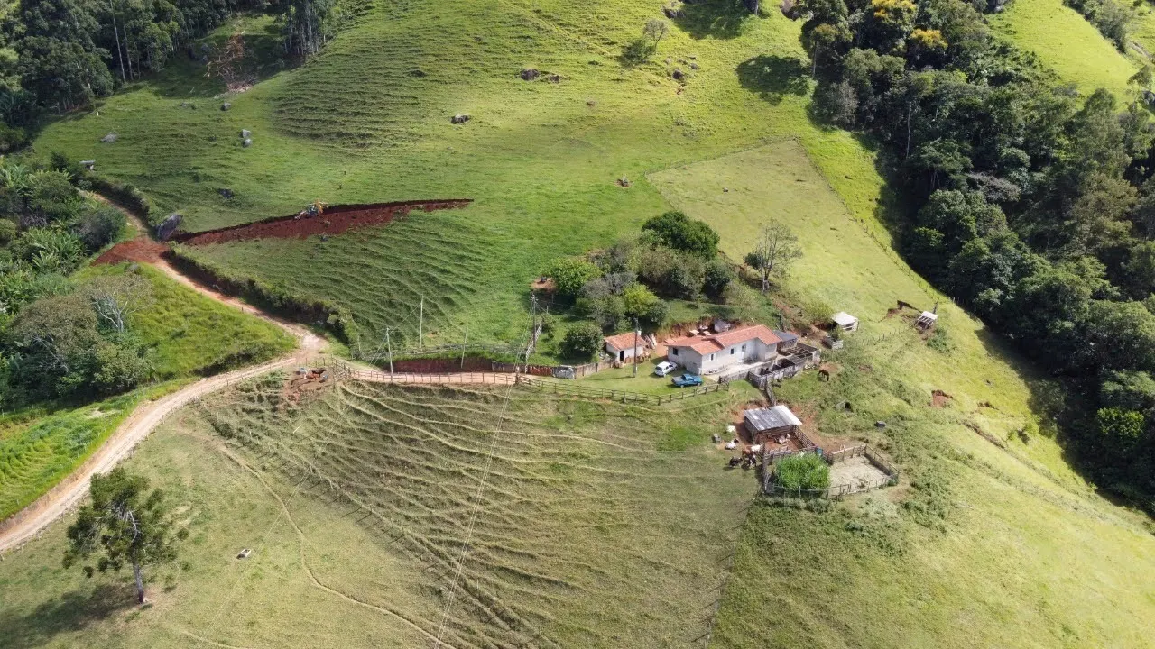 Sítio à venda de 8 ha em Sapucaí-Mirim, MG, Brasil
