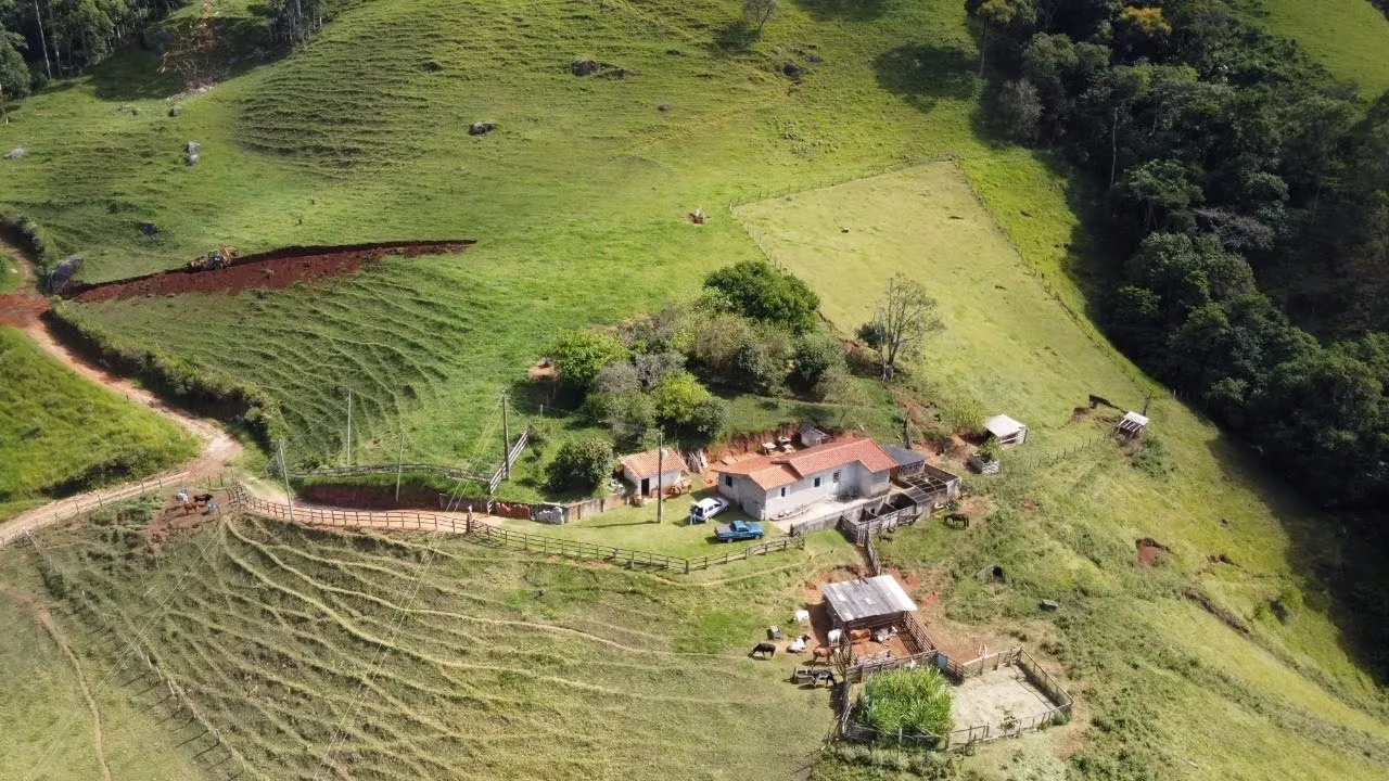 Sítio à venda de 8 ha em Sapucaí-Mirim, MG, Brasil