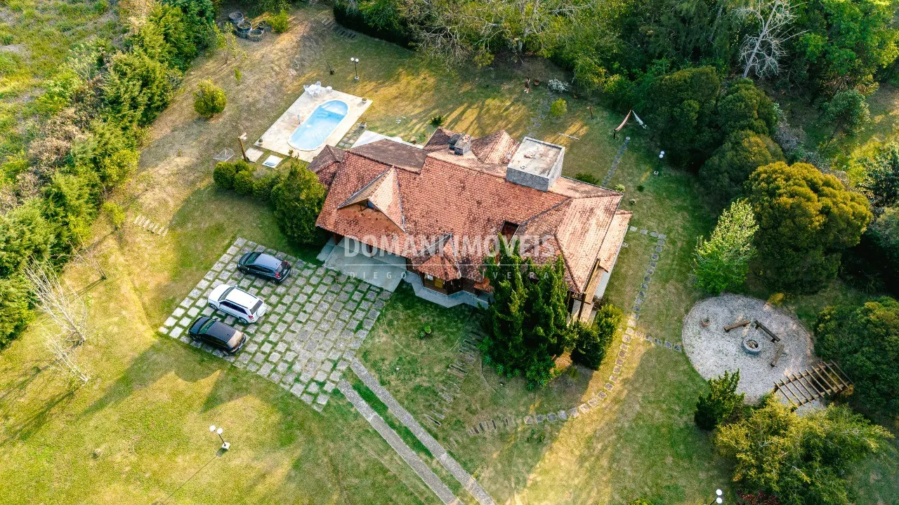 Casa à venda de 5.000 m² em Santo Antônio do Pinhal, SP, Brasil