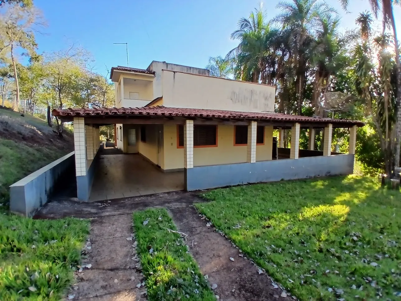 Sítio à venda de 15 ha em Uberlândia, MG, Brasil
