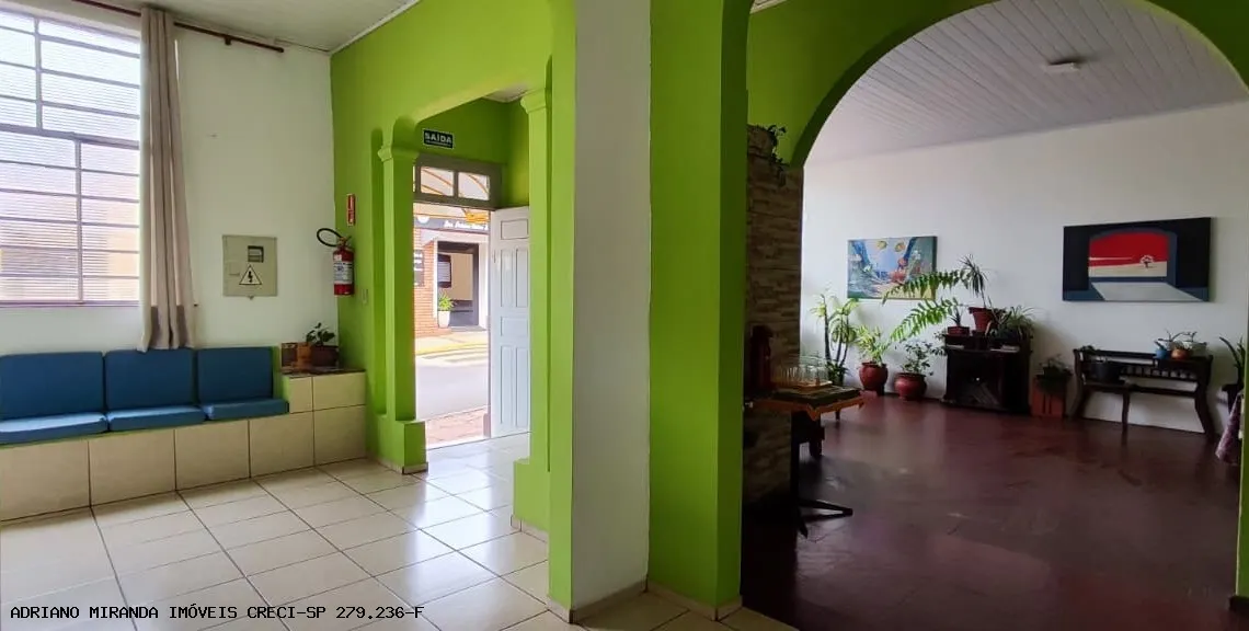 Comercial à venda de 2.004 m² em Piraju, SP, Brasil