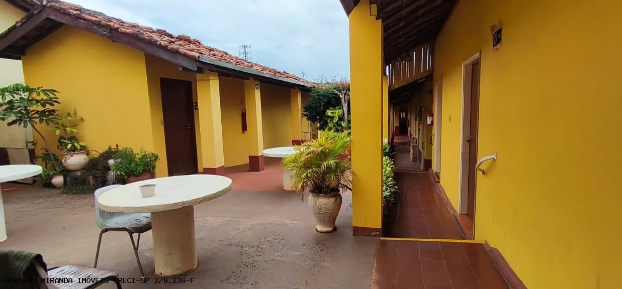 Comercial à venda de 2.004 m² em Piraju, SP, Brasil