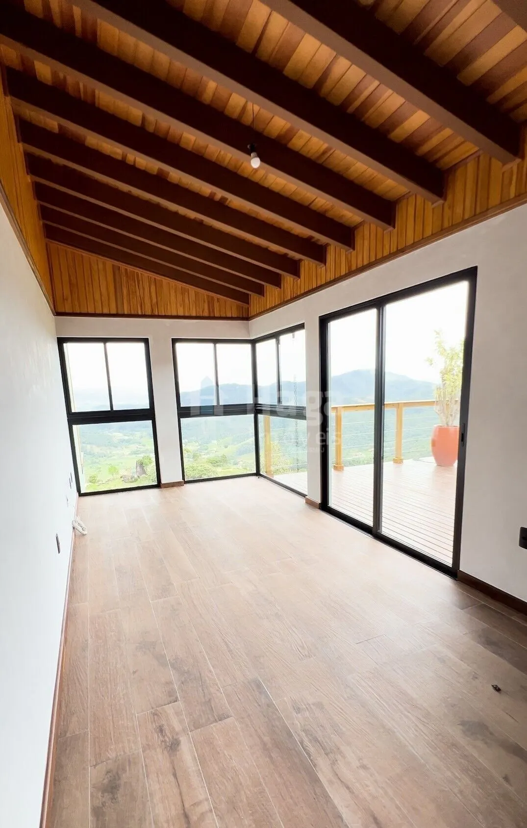Country home for sale of 1,600 m² in São João Batista, SC, Brazil