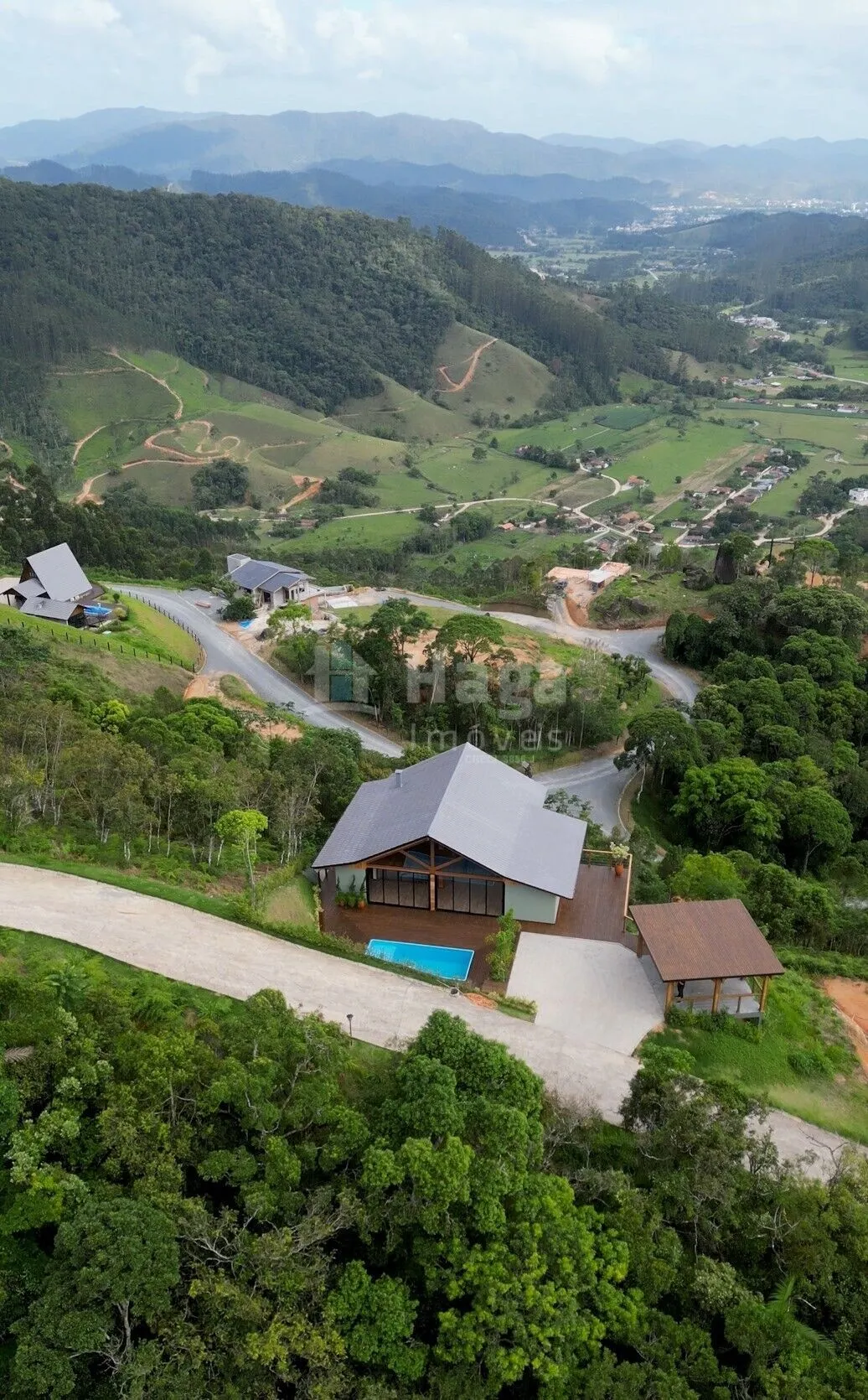 Country home for sale of 1,600 m² in São João Batista, SC, Brazil