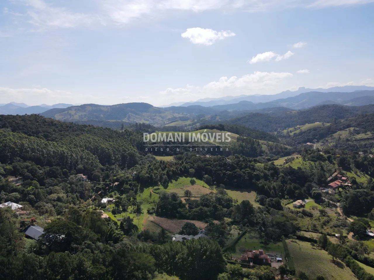 Terreno à venda de 5.000 m² em Santo Antônio do Pinhal, SP, Brasil