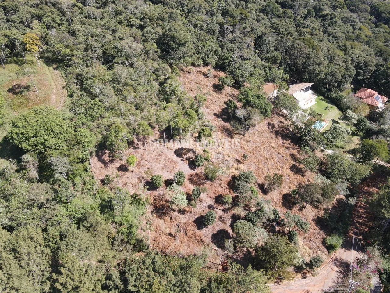 Terreno à venda de 5.000 m² em Santo Antônio do Pinhal, SP, Brasil