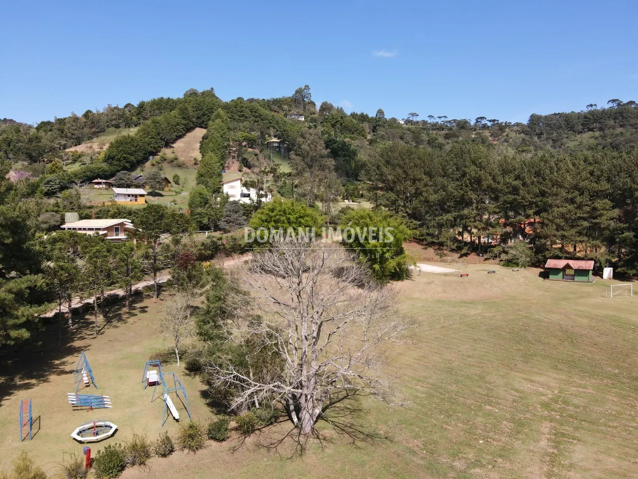 Terreno à venda de 5.000 m² em Santo Antônio do Pinhal, SP, Brasil