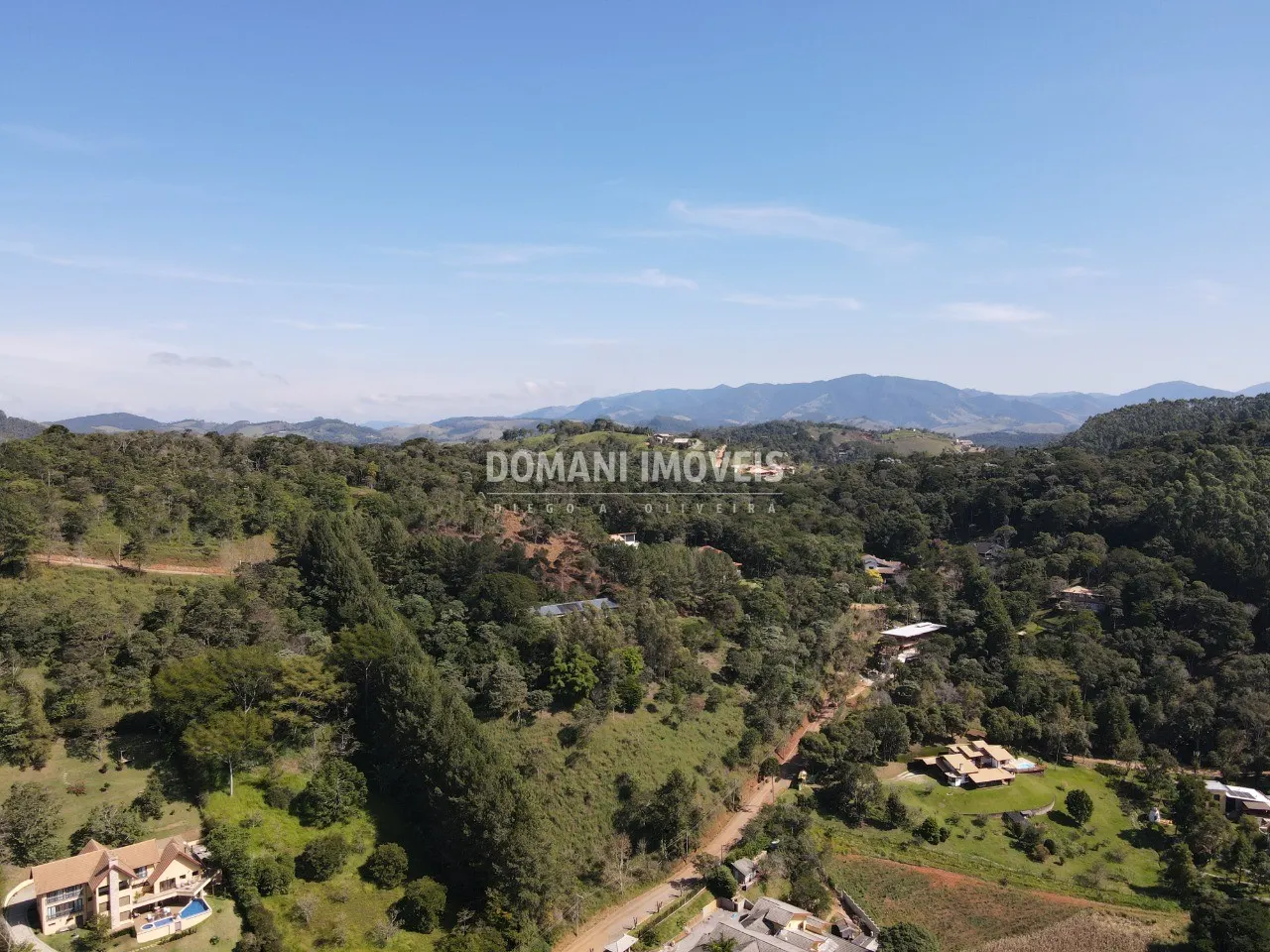 Terreno à venda de 5.000 m² em Santo Antônio do Pinhal, SP, Brasil