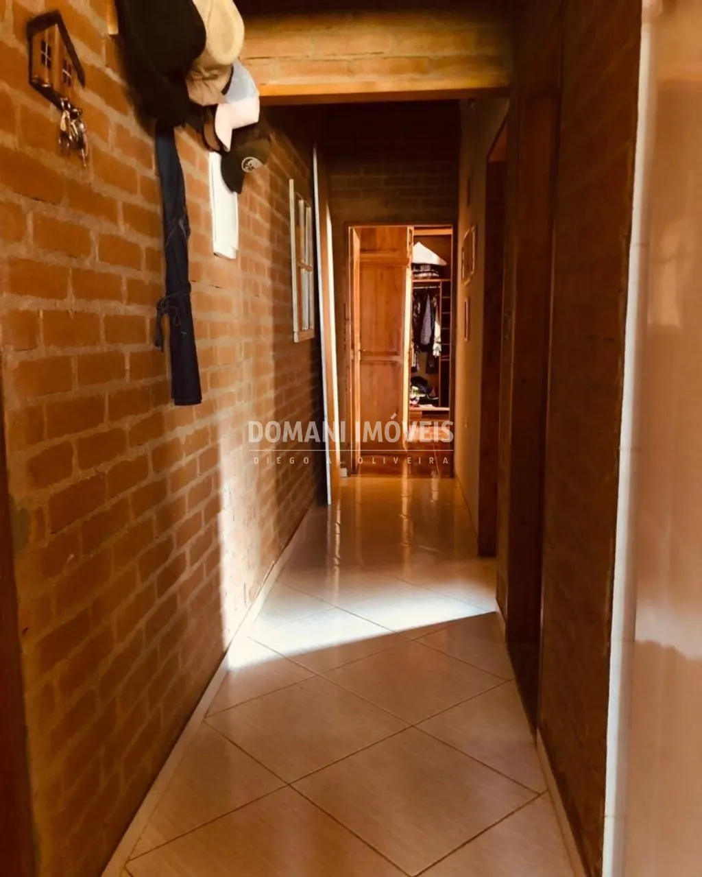 Casa à venda de 1.800 m² em São Bento do Sapucaí, SP, Brasil