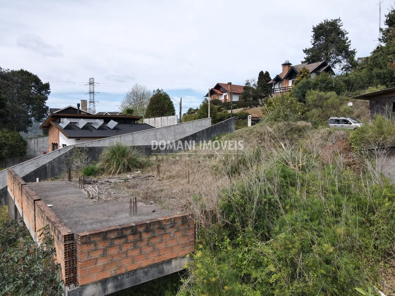 Terreno à venda de 555 m² em Campos do Jordão, SP, Brasil