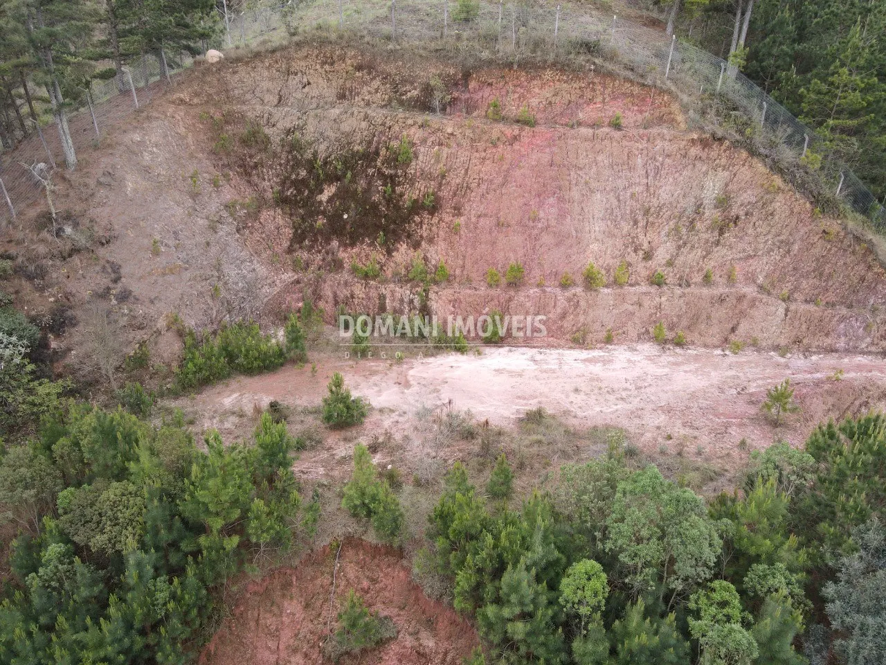 Terreno à venda de 1.980 m² em Campos do Jordão, SP, Brasil