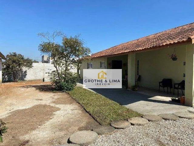 Country home for sale of 1,390 m² in Taubaté, SP, Brazil