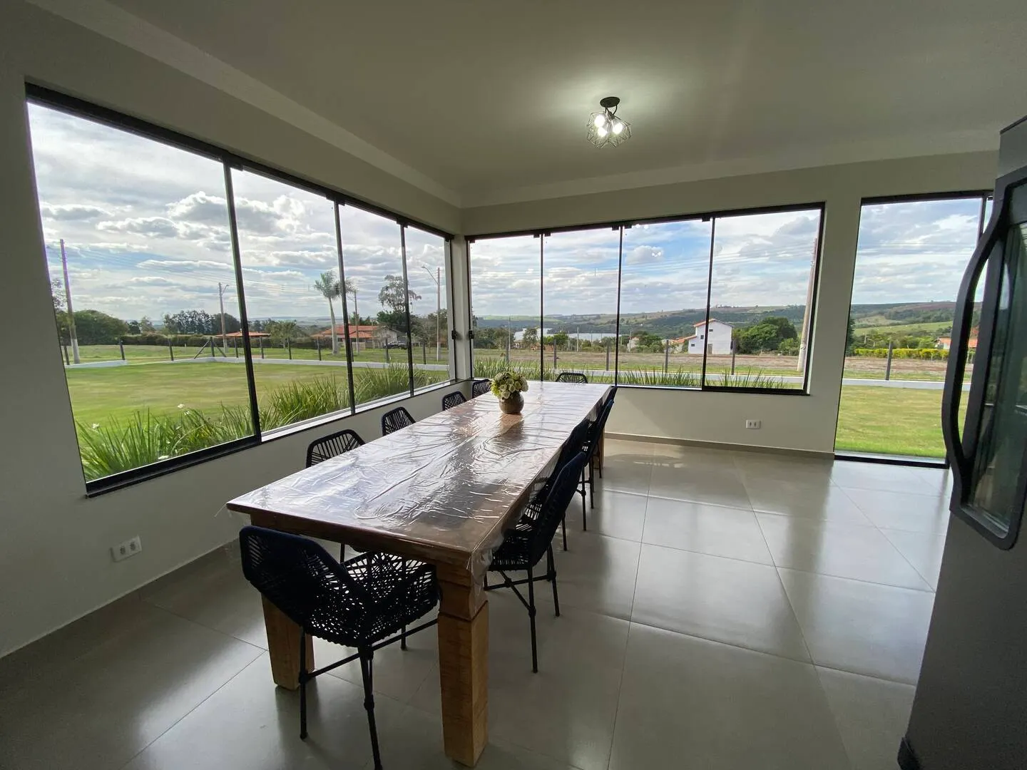 Casa à venda de 2.000 m² em Piraju, SP, Brasil
