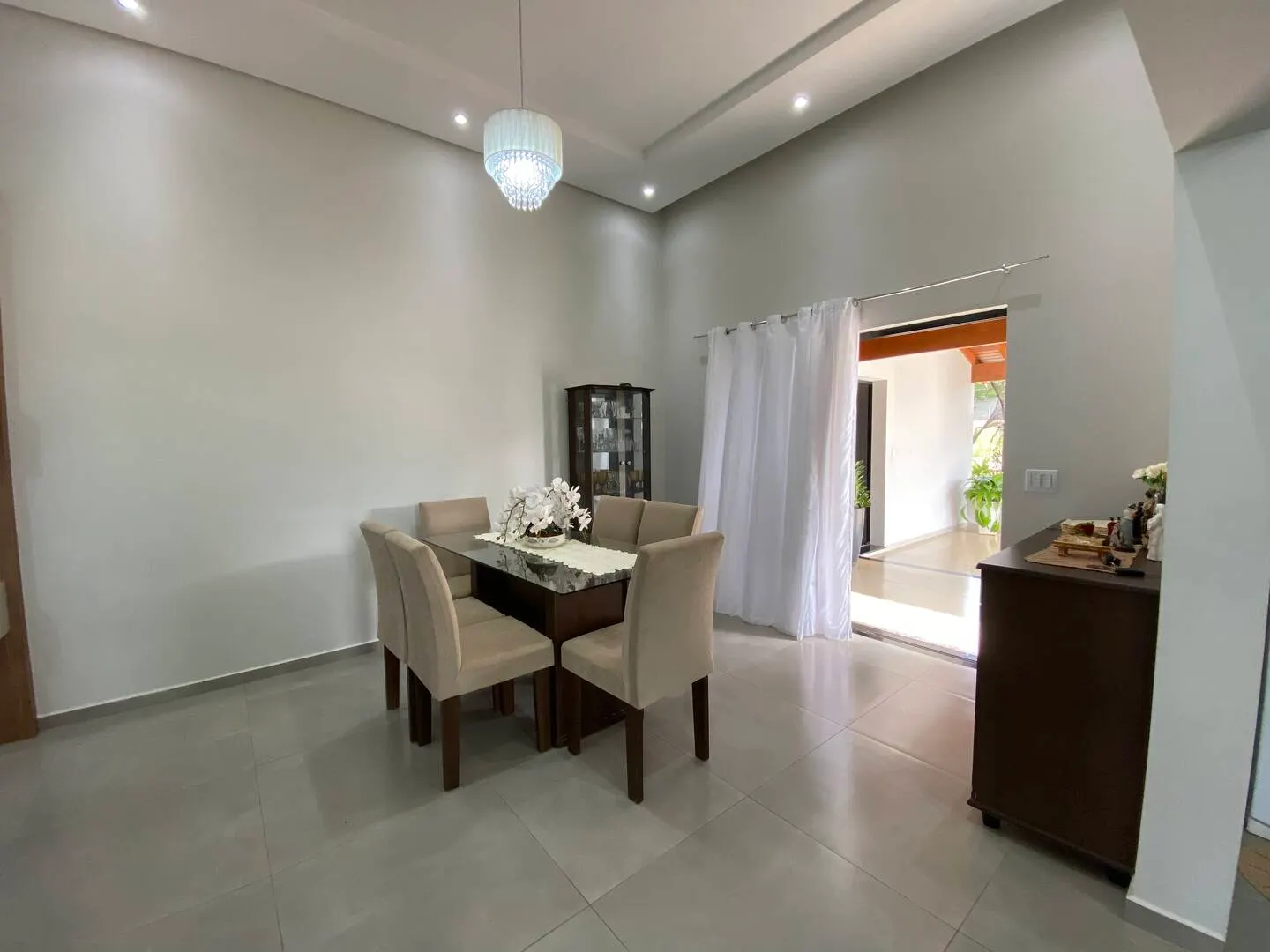 Casa à venda de 2.000 m² em Piraju, SP, Brasil