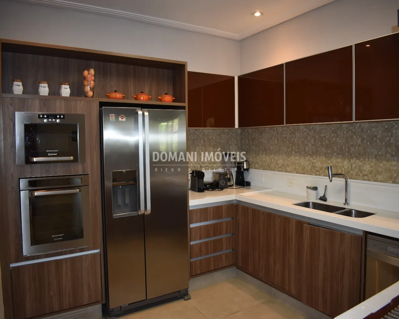 Casa à venda de 1.325 m² em Campos do Jordão, SP, Brasil