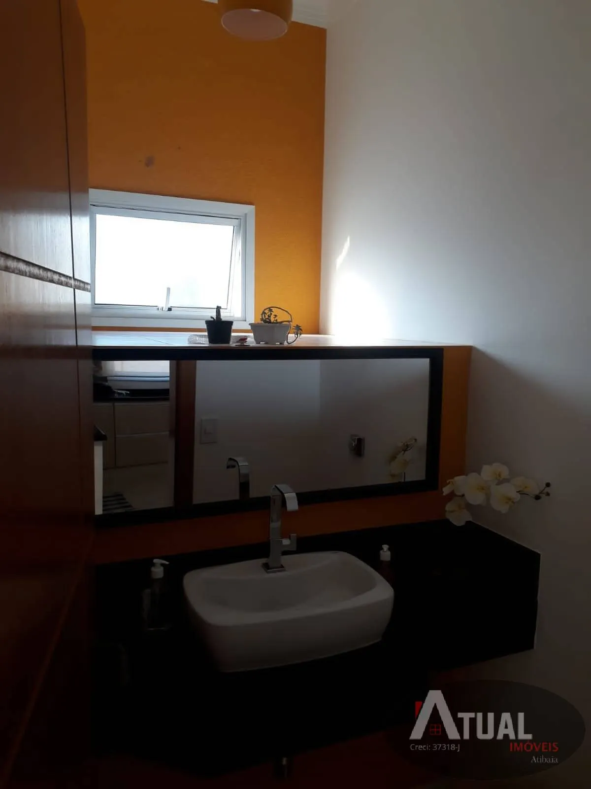 Casa à venda de 300 m² em Atibaia, SP, Brasil