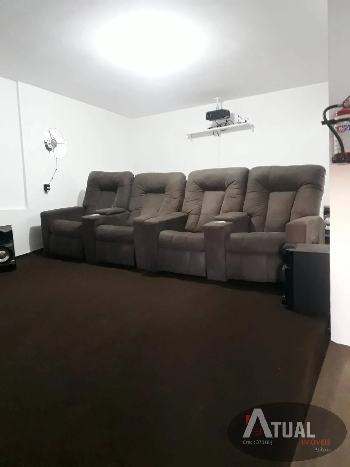 Casa à venda de 300 m² em Atibaia, SP, Brasil