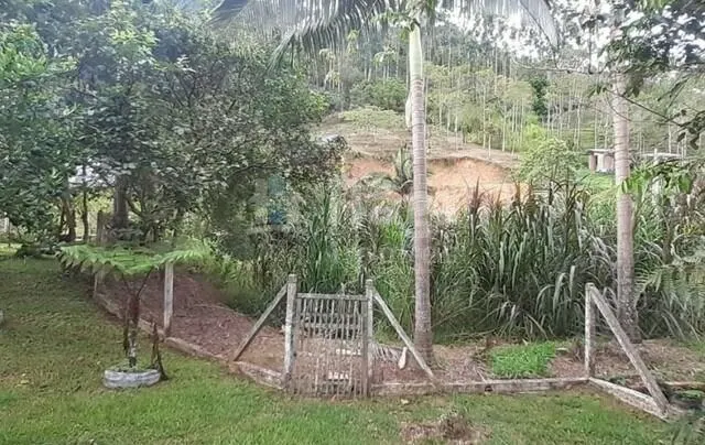 Chácara à venda de 5.800 m² em Brusque, SC, Brasil
