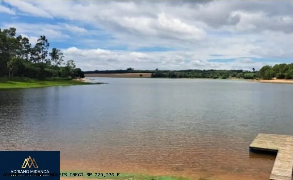 Country home for sale of 1,000 m² in Piraju, SP, Brazil