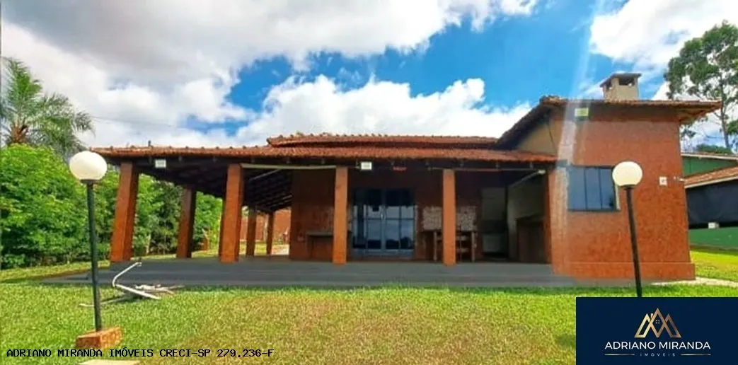 Country home for sale of 1,000 m² in Piraju, SP, Brazil