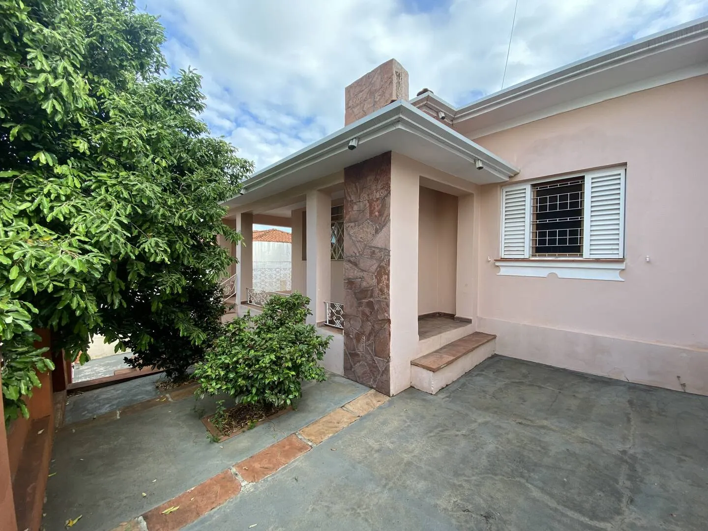 House for sale of 575 m² in Piraju, SP, Brazil