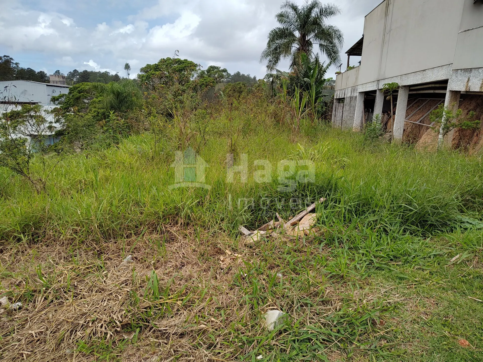 Terreno à venda de 375 m² em Brusque, SC, Brasil