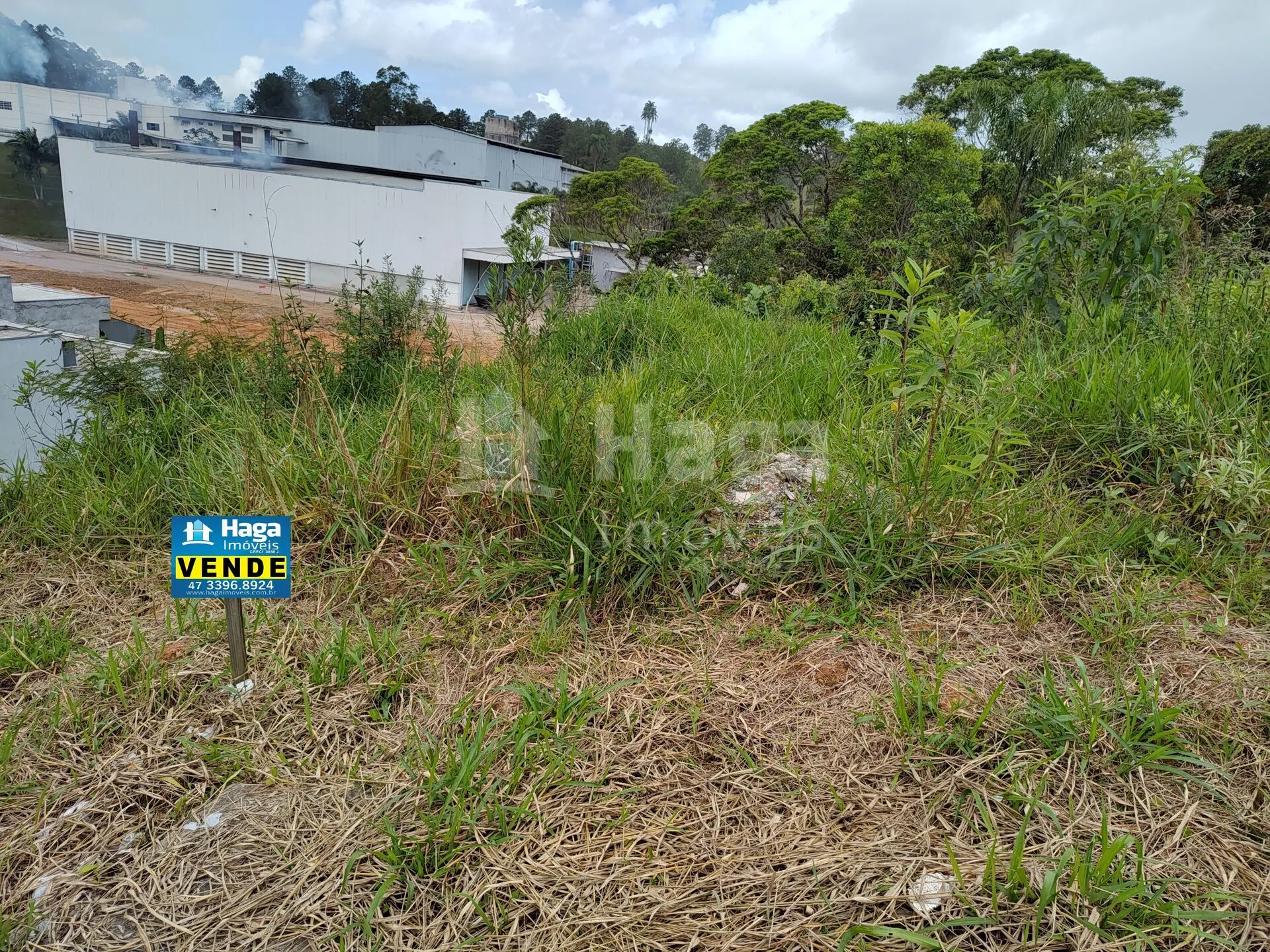 Terreno à venda de 375 m² em Brusque, SC, Brasil