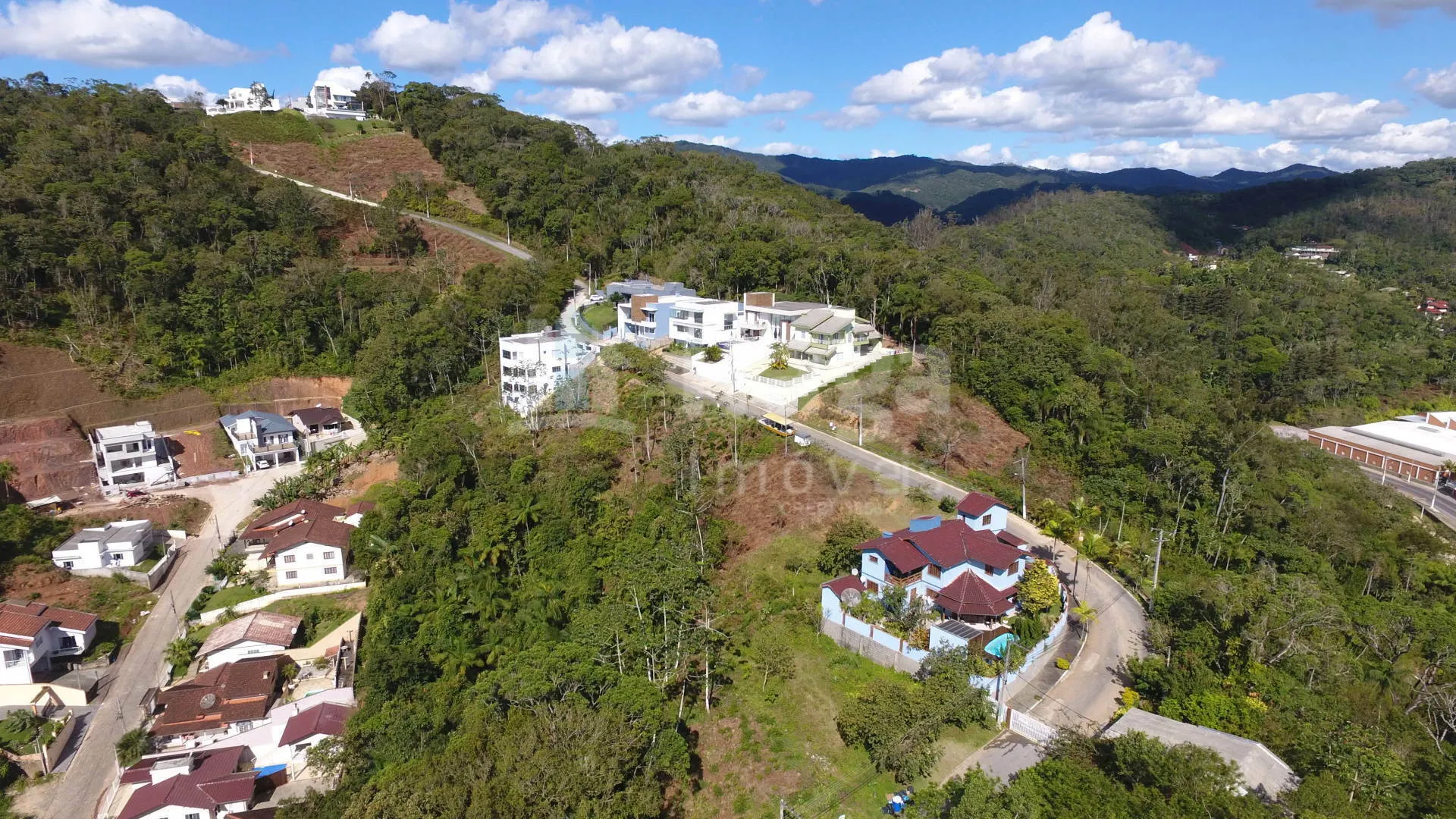 Terreno à venda de 572 m² em Brusque, SC, Brasil