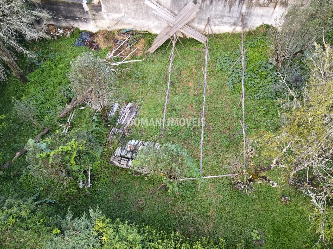 Terreno à venda de 740 m² em Campos do Jordão, SP, Brasil