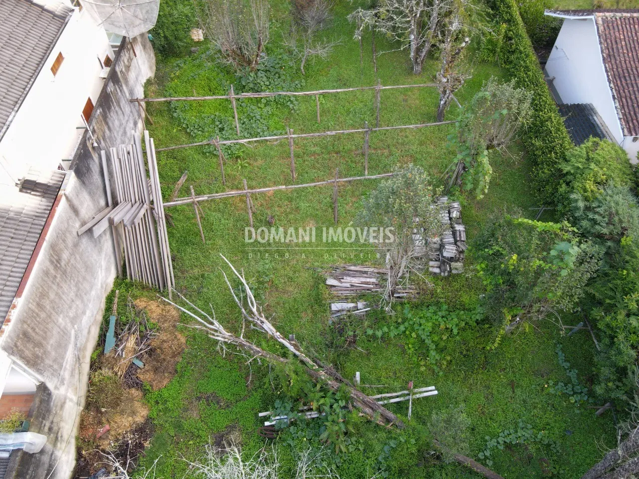 Terreno à venda de 740 m² em Campos do Jordão, SP, Brasil