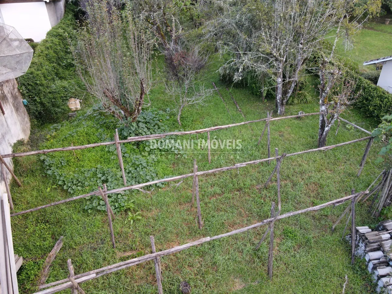 Terreno à venda de 740 m² em Campos do Jordão, SP, Brasil
