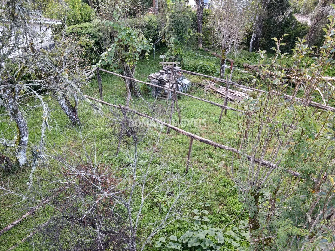 Terreno à venda de 740 m² em Campos do Jordão, SP, Brasil