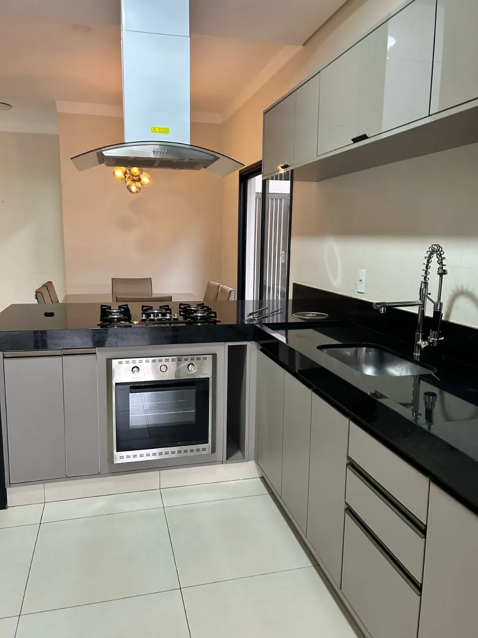 Casa à venda de 250 m² em Hortolândia, SP, Brasil